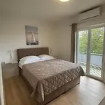 Bellevue 2
