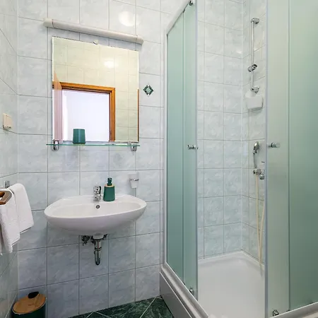 Bellevue 2 게스트하우스